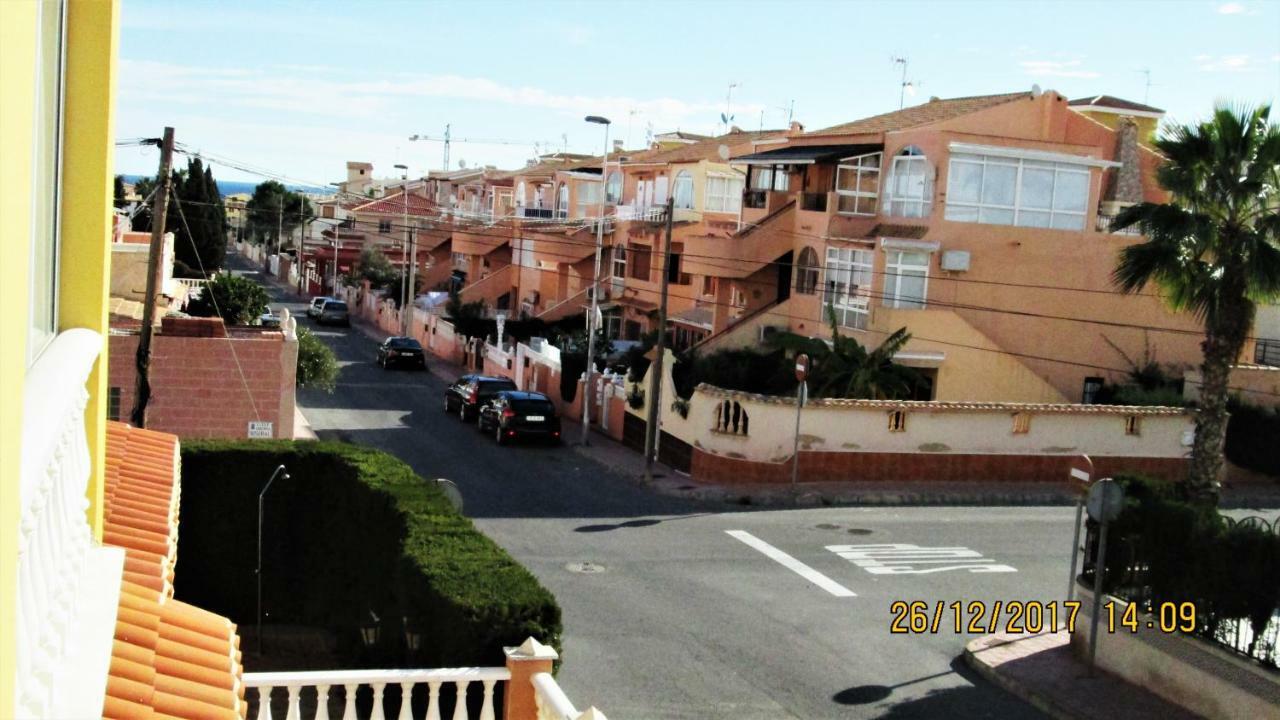 La Rosaleda Apartment Torrevieja Exterior photo